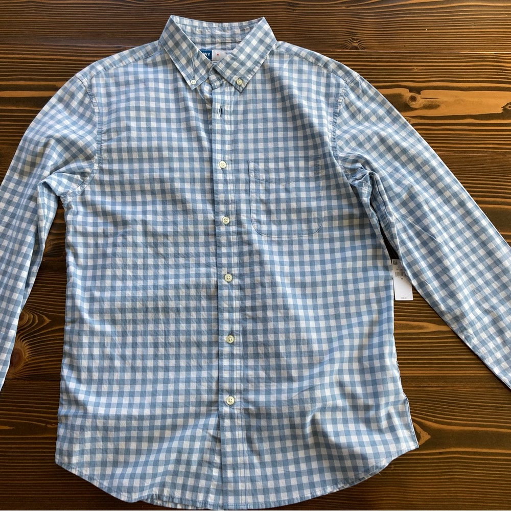 Old Navy Light Blue and White Checkered Men's Shirt